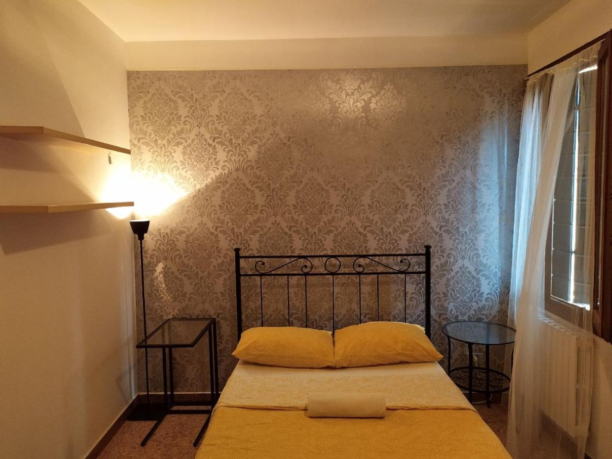 فندق Two Steps From Rialto البندقية المظهر الخارجي الصورة