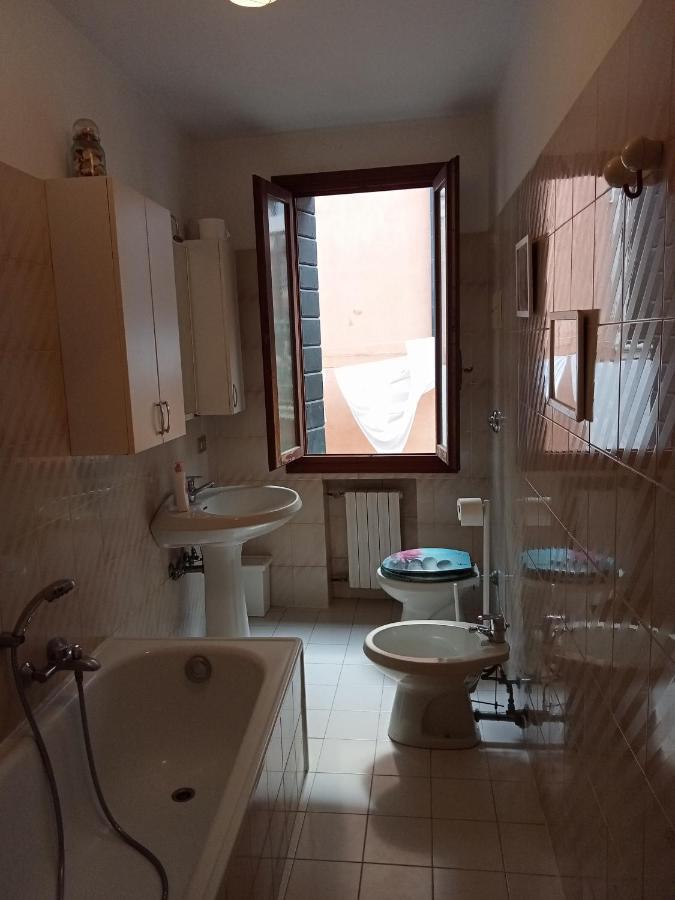 فندق Two Steps From Rialto البندقية المظهر الخارجي الصورة