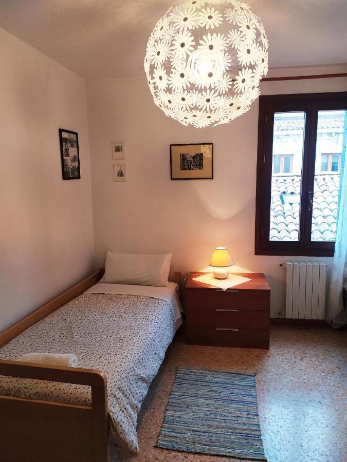 فندق Two Steps From Rialto البندقية المظهر الخارجي الصورة